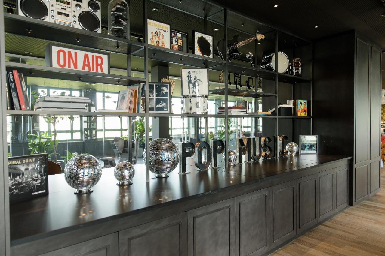 Hotel One 3*