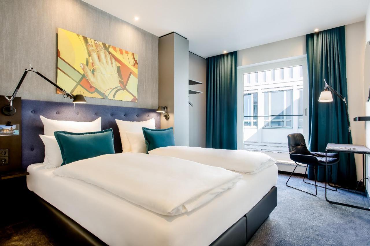 Hotel One