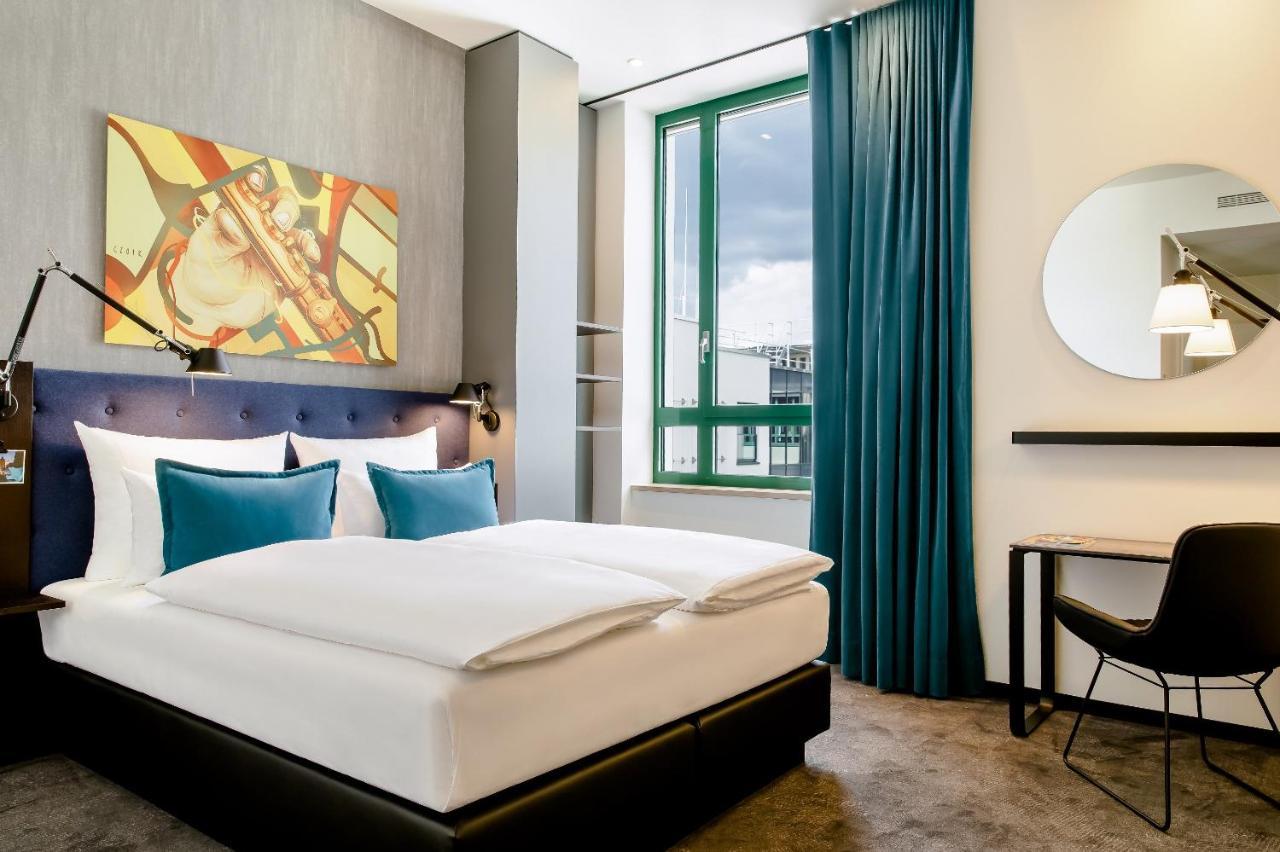 One 3* Mannheim